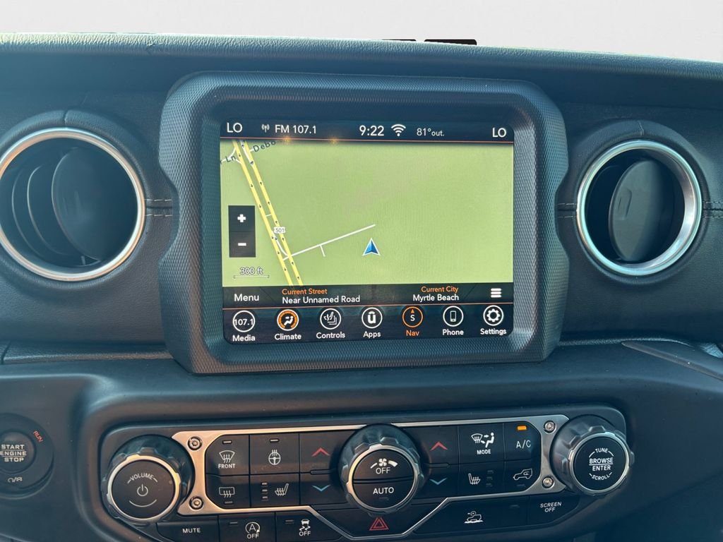 Certified Used 2020 Gray Jeep Overland image 13
