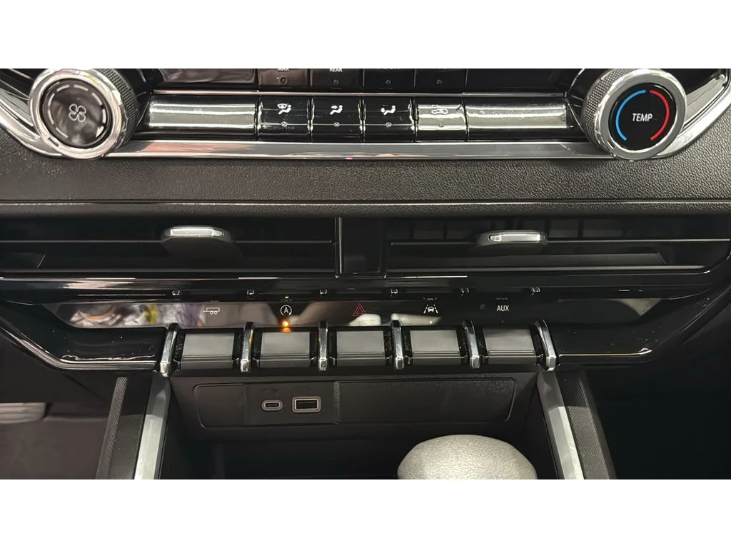 Used 2024 Summit White Chevrolet WT image 25