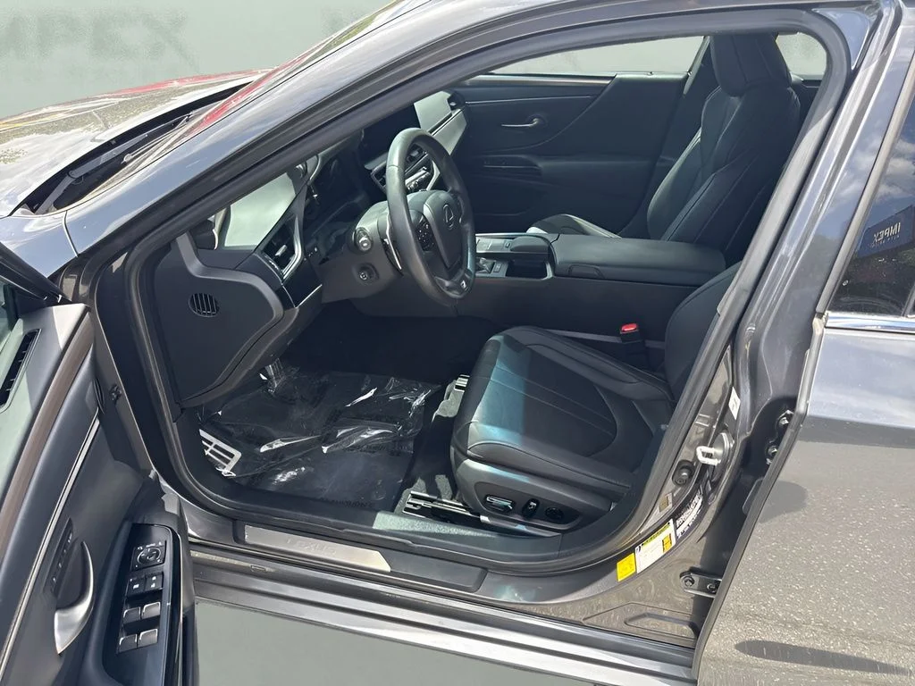 Used 2022 Gray Lexus 350 F Sport image 9