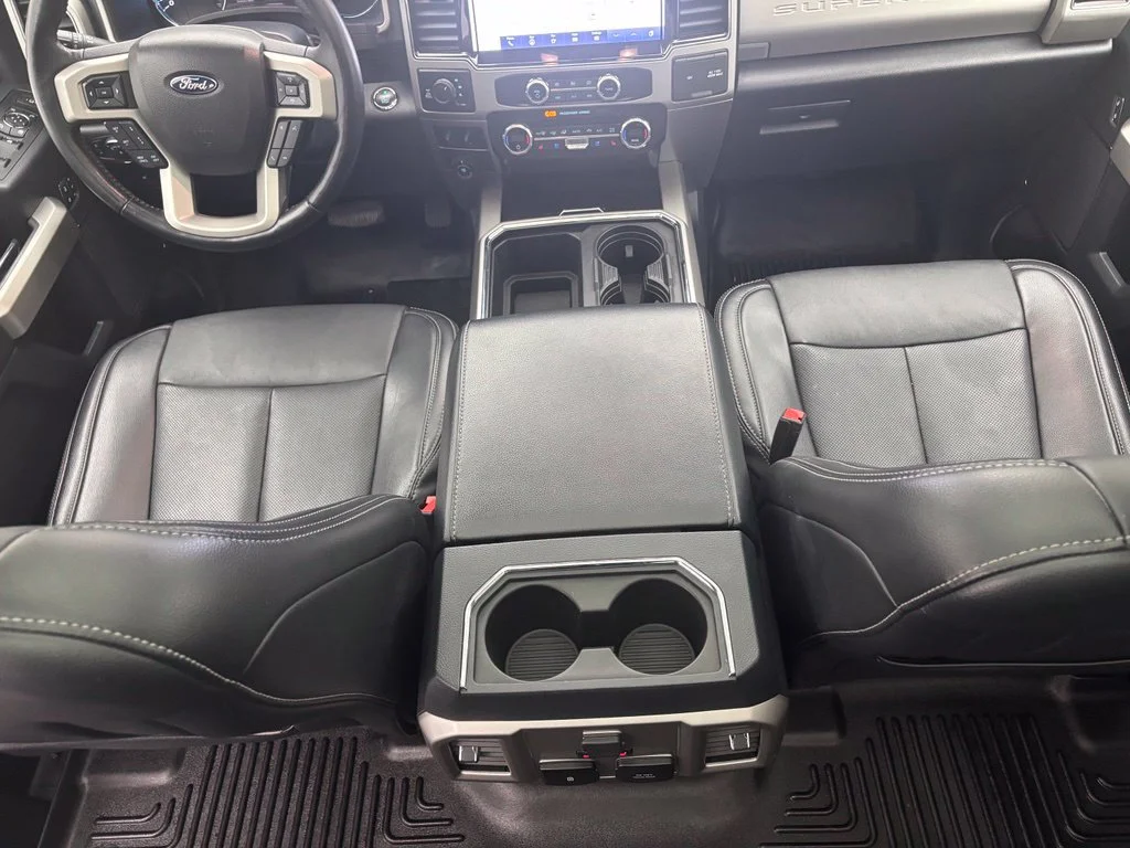 Used 2022 Silver Ford Lariat image 36