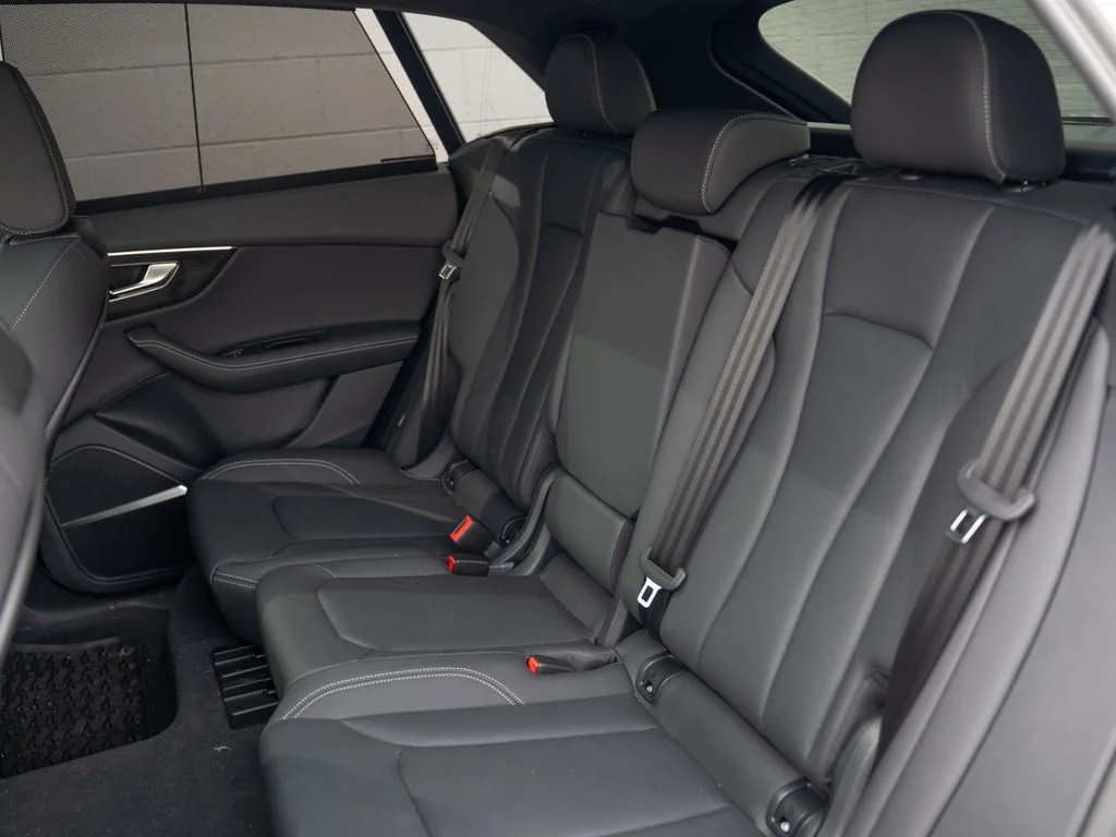 Used 2025 White Audi 55 Premium Plus image 18