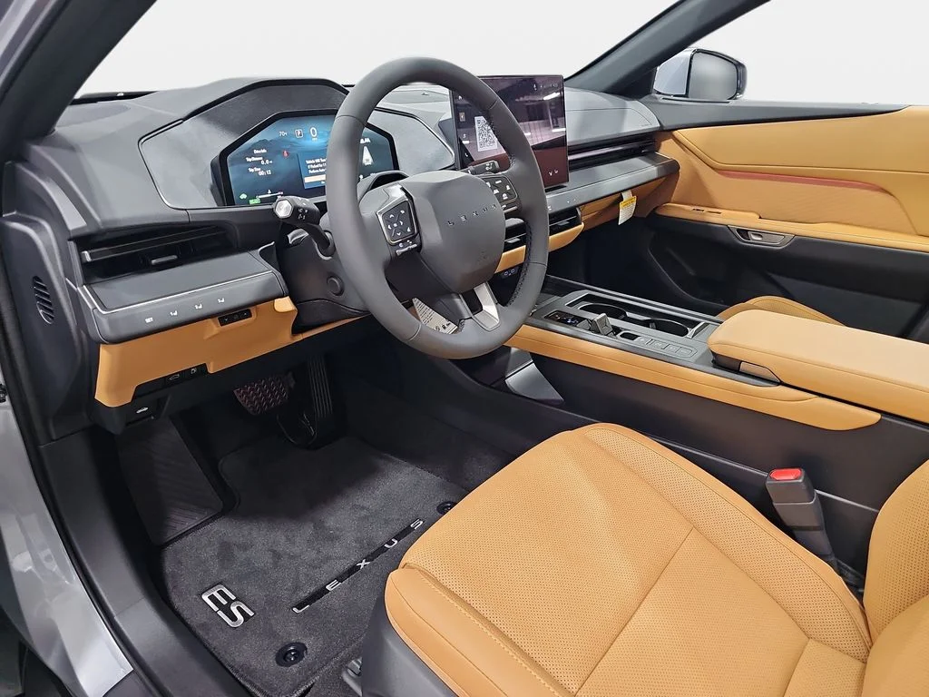 New 2026 Iridium Lexus PREMIUM AWD image 15
