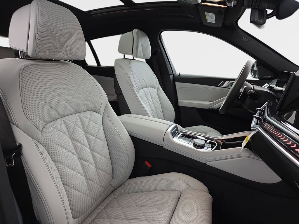 2026 BMW X6 40i - Photo 10