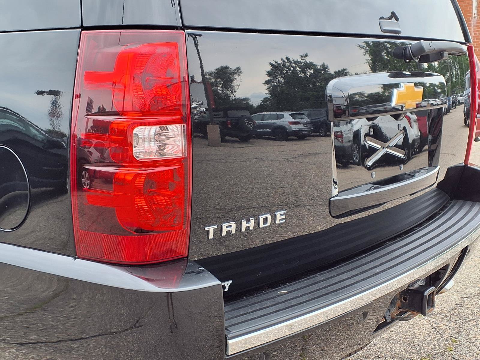 Used 2014 Black Chevrolet LTZ image 28