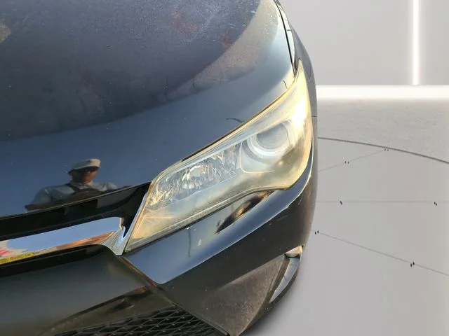 Used 2016 Black Toyota SE image 7