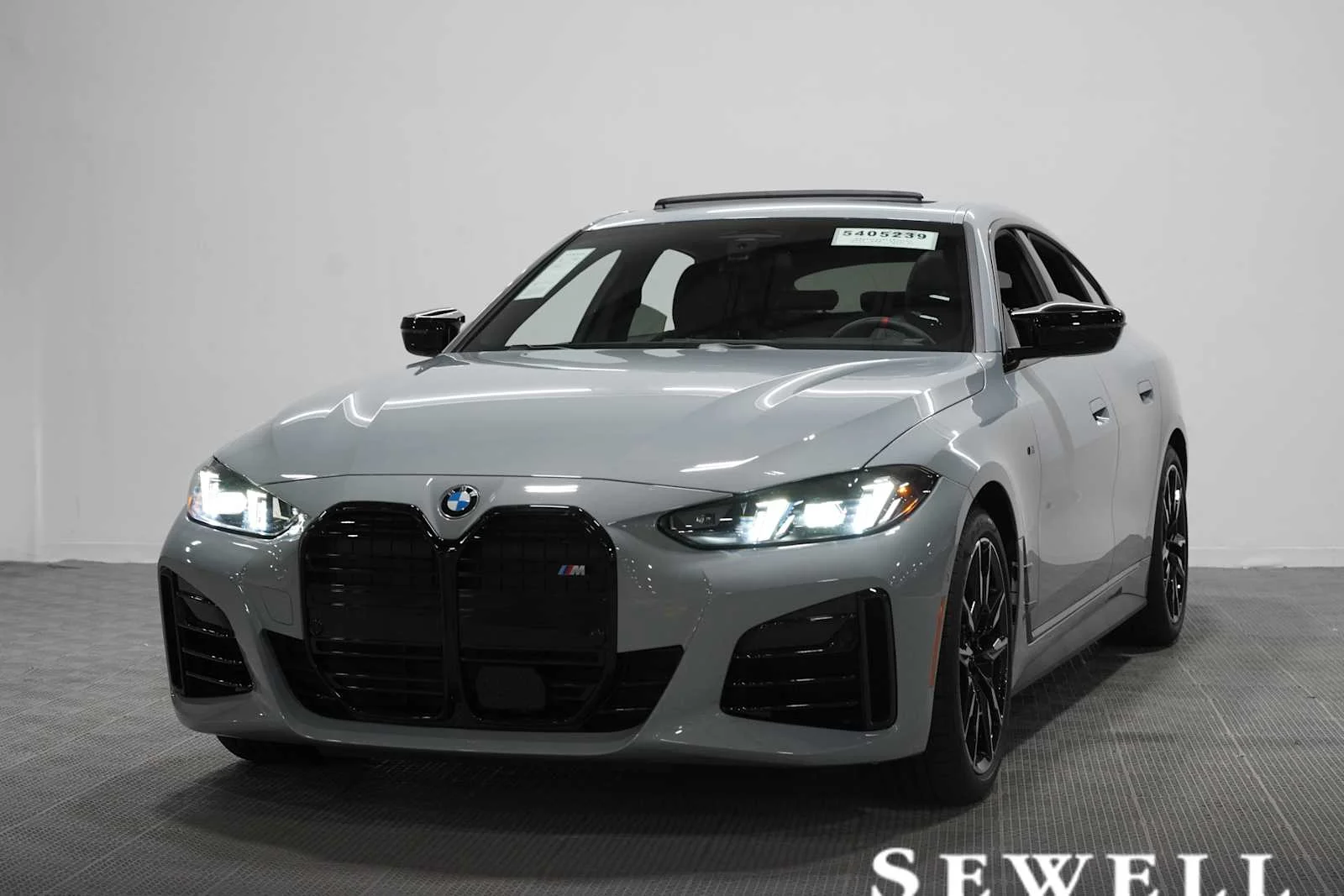 2026 BMW M440i M440i