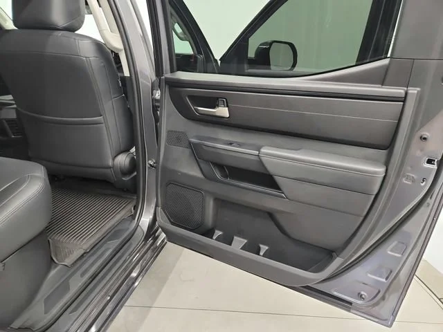2024 Toyota Tundra SR5 - Photo 43