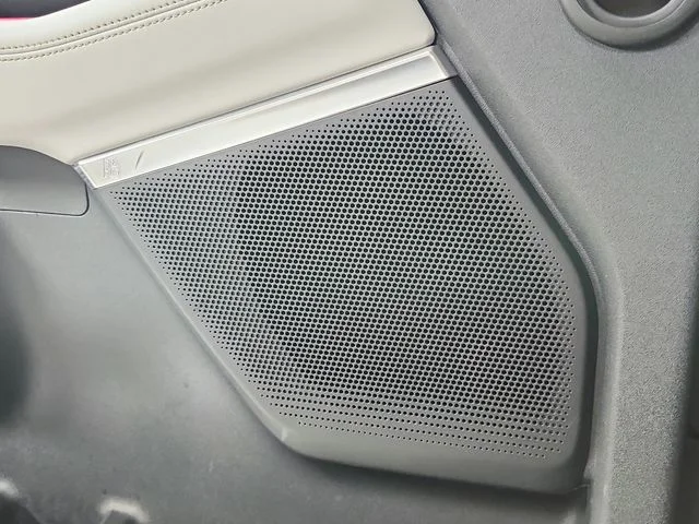 Used 2025 Black Ford Platinum image 35
