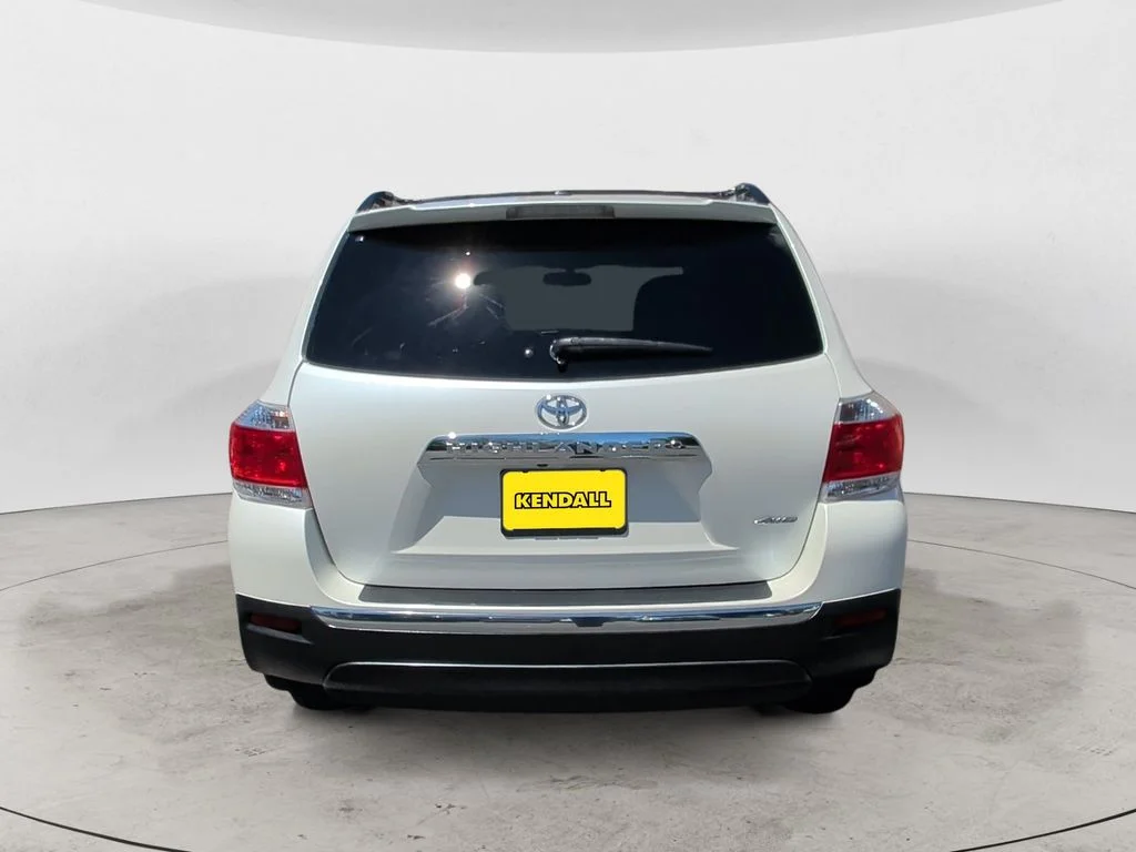 Used 2012 White Toyota Limited image 6