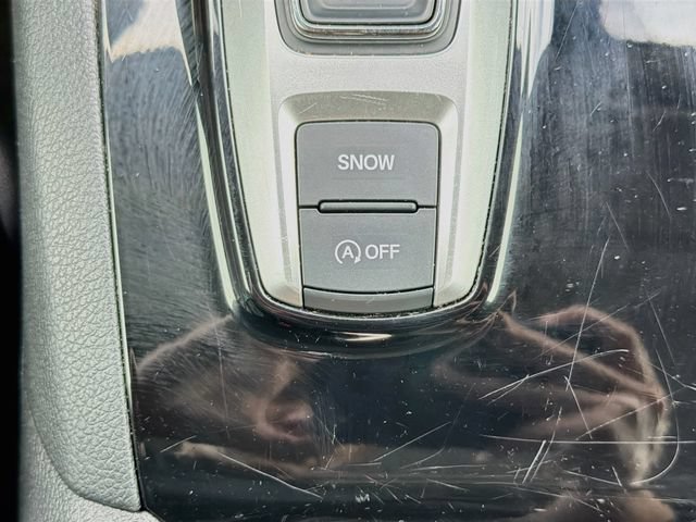 Used 2021 White Honda Touring 7-Passenger image 31