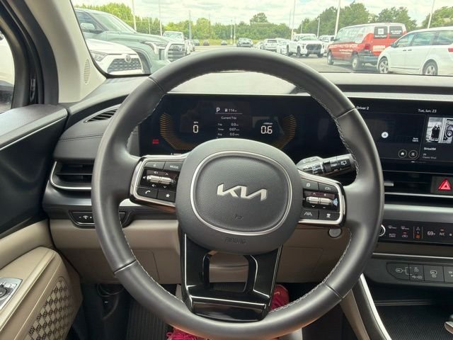 Used 2026 Black Kia LXS image 34