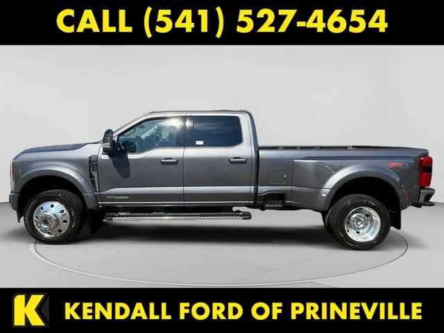 Used 2025 Gray Ford Lariat image 2