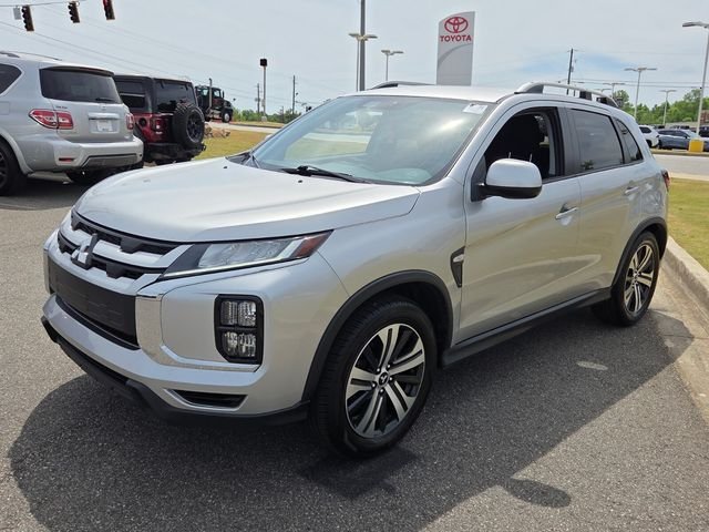 Used 2021  Mitsubishi 2.0 ES image 3