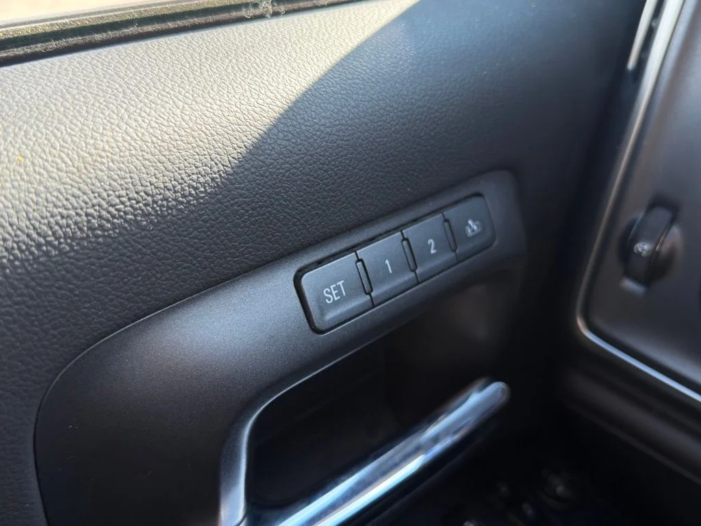 Used 2018 Silver Chevrolet LTZ image 15