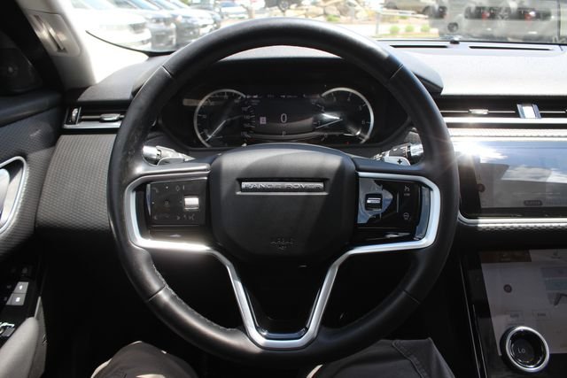 Used 2022 White Land Rover S image 11