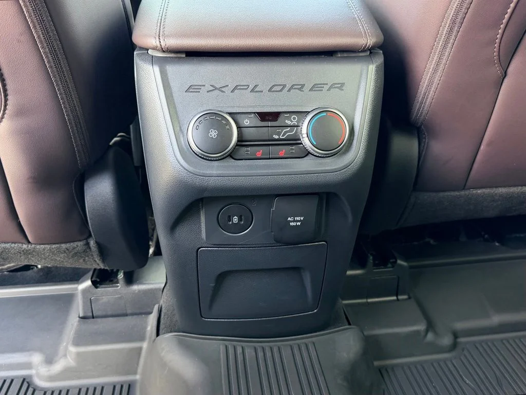 Used 2025 White Ford Platinum image 16