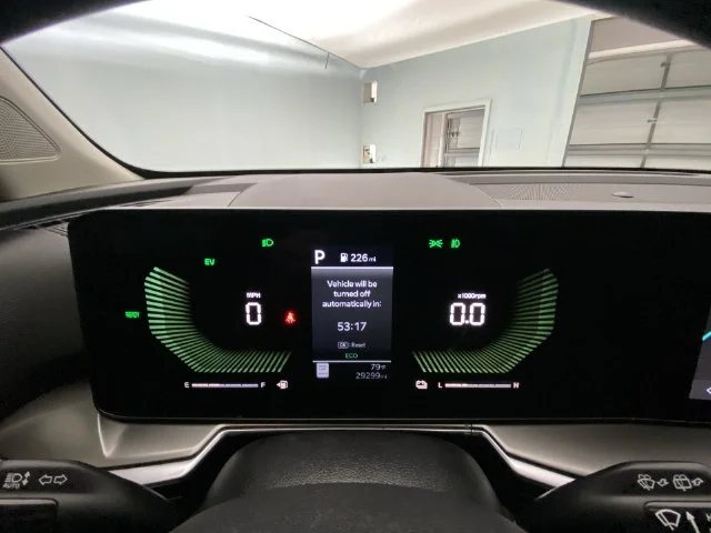 Used 2025 Green Kia EX image 15