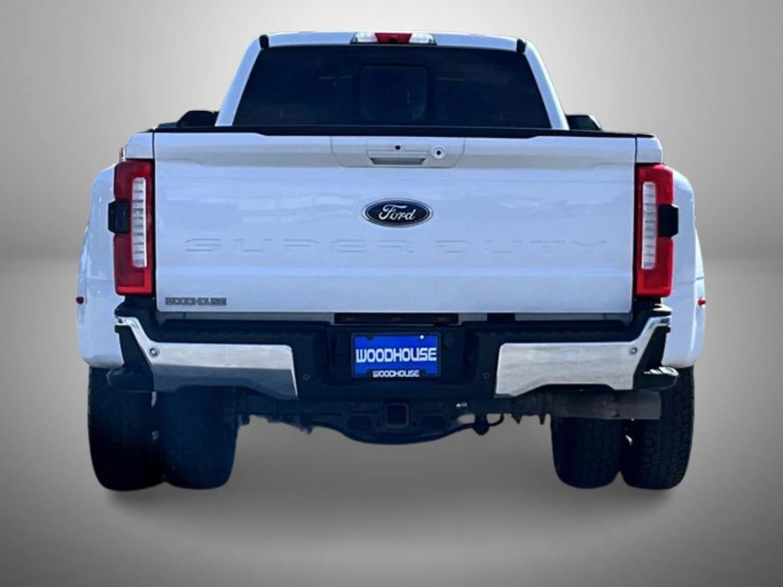 Used 2024 White Ford Lariat image 6