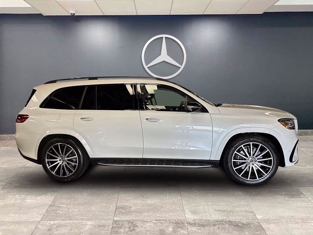 Certified Used 2025  Mercedes-Benz GLS 580 image 2