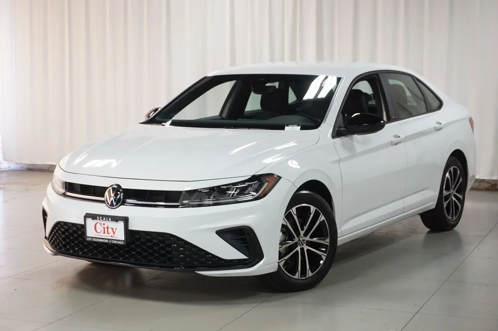 Certified Used 2025 Pure White Volkswagen 1.5T Sport image 13