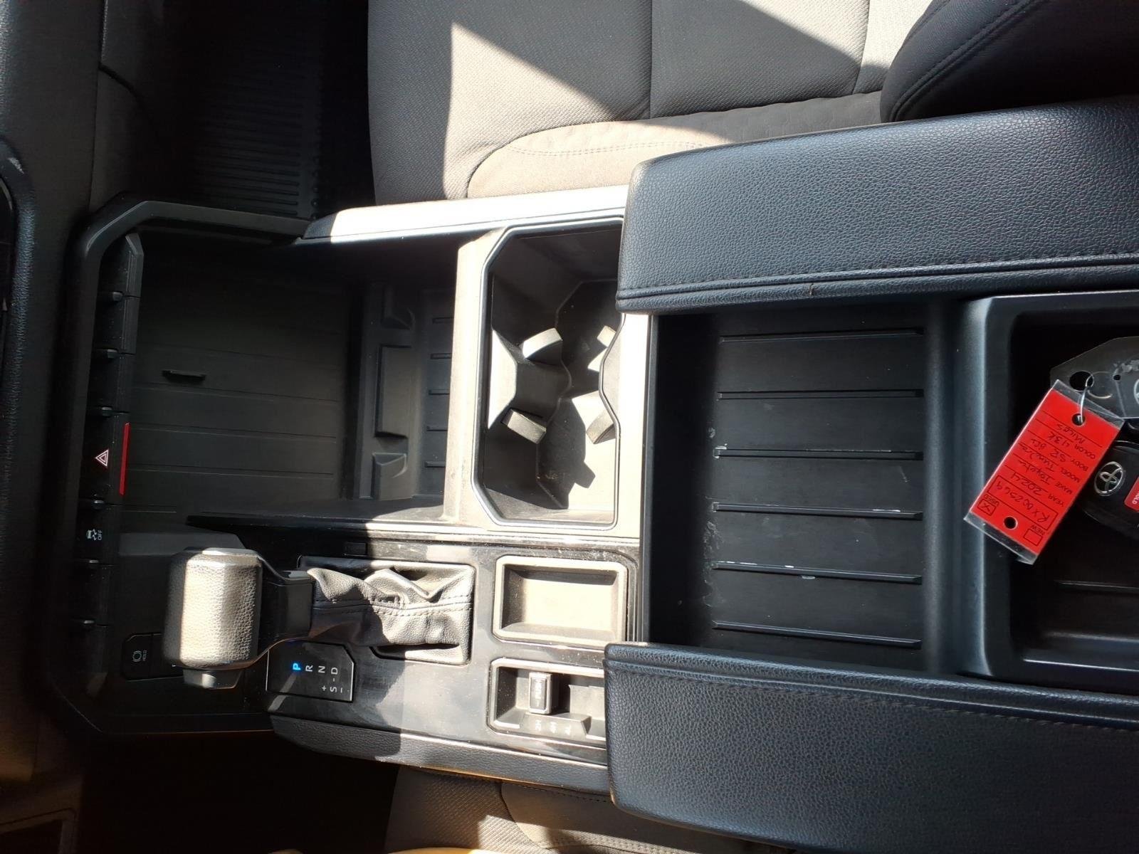 Used 2024 Ice Cap Toyota SR image 30