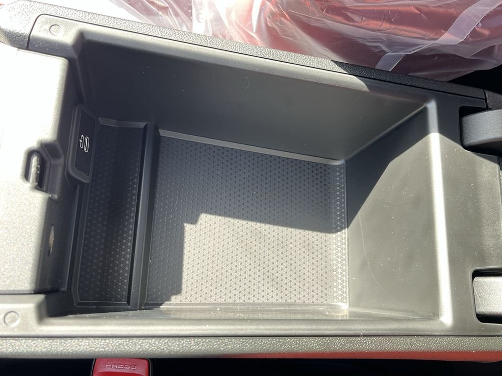 2025 BMW 2 Series 230i - Photo 21