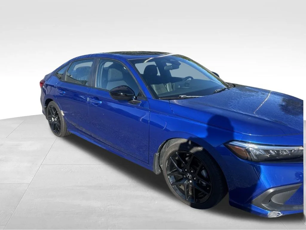 Used 2024  Honda Sport image 8