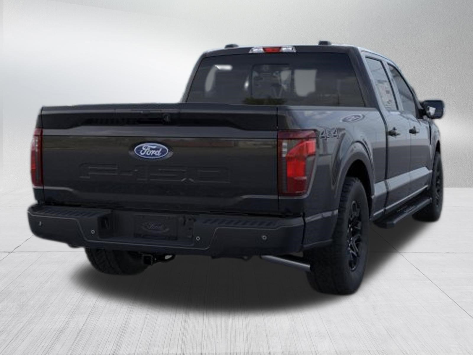 New 2026 Agate Black Metallic Ford XLT image 8