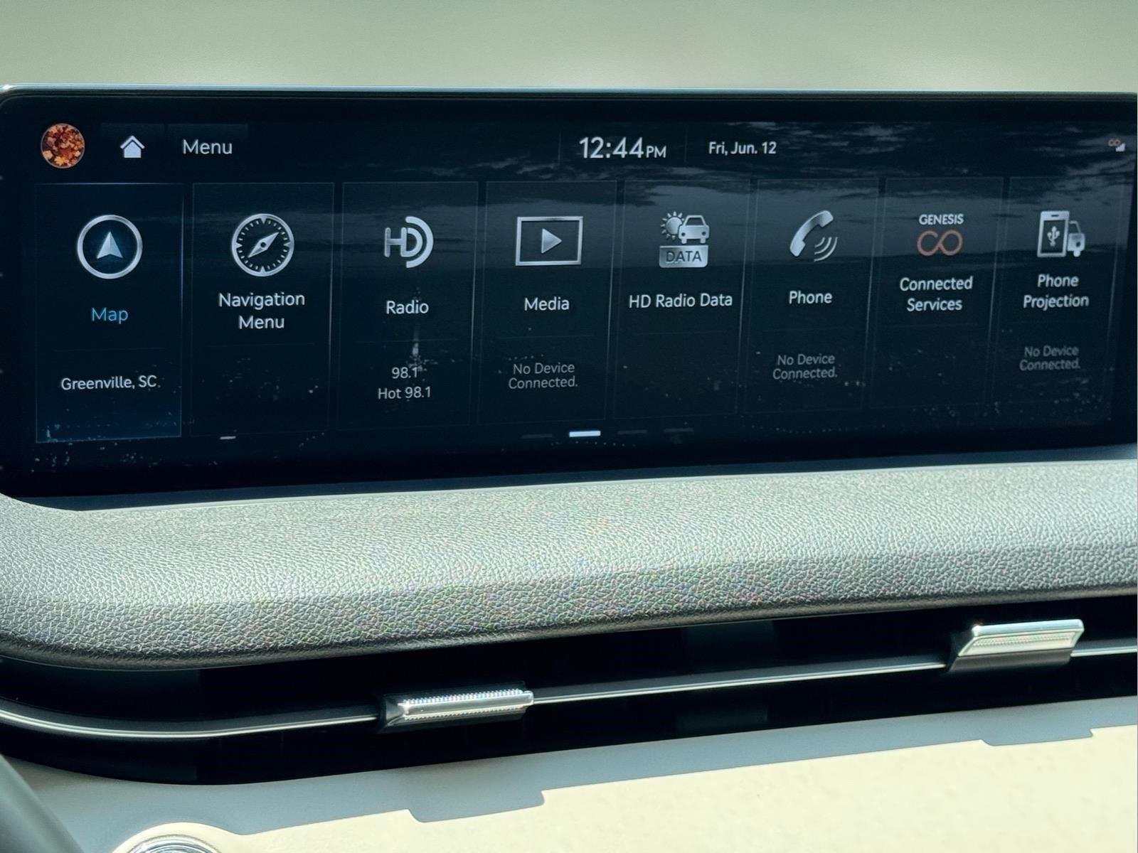 2024 GENESIS GV70 Standard - Photo 27