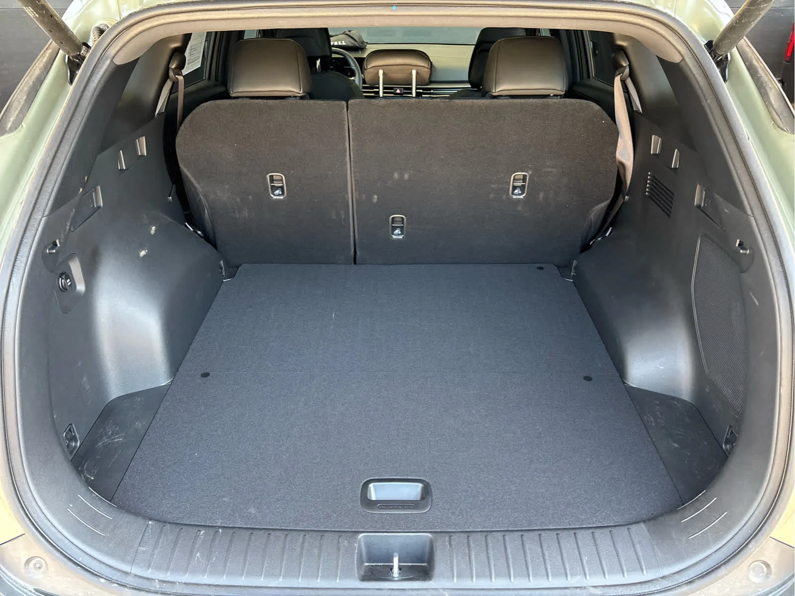 Used 2026  Kia X-Line Prestige image 23