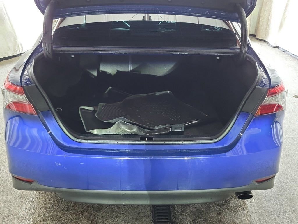 Used 2023 Blue Toyota XLE image 3