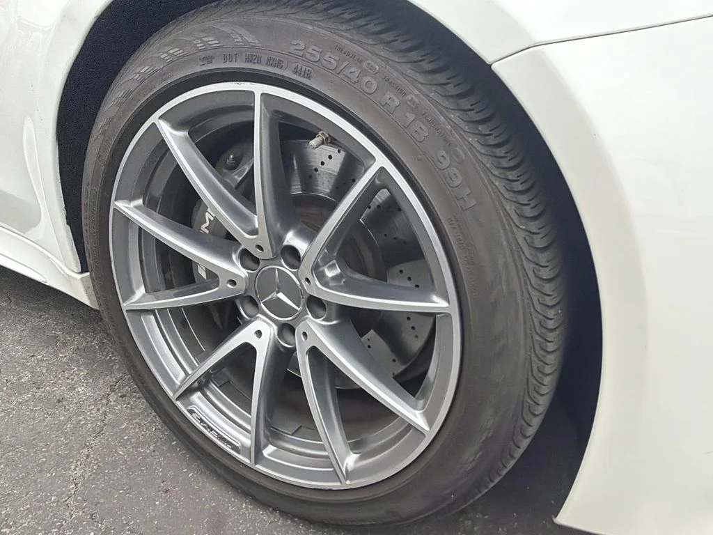 Used 2017 DIAMOND WHITE Mercedes-Benz C63 AMG® image 6