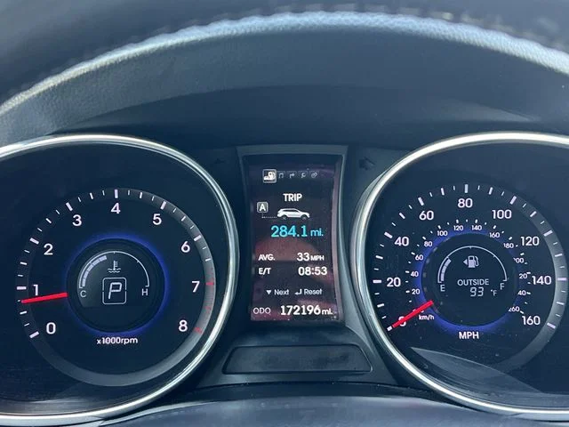 Used 2015 Silver Hyundai Limited image 26