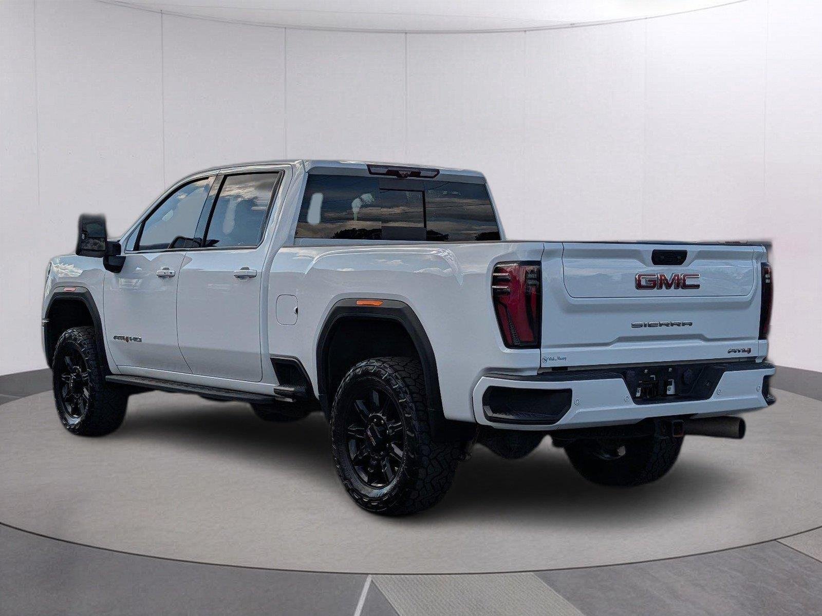 Certified Used 2024 Summit White GMC AT4 image 3