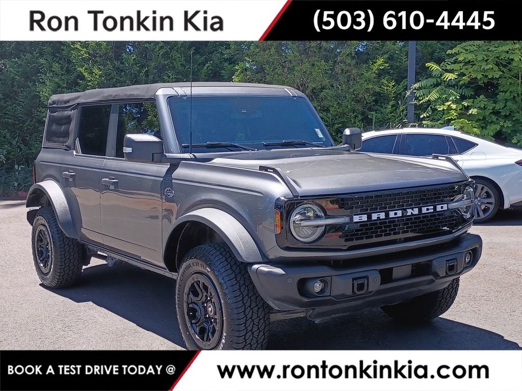 Used 2022 Gray Metallic Ford Wildtrak image 1