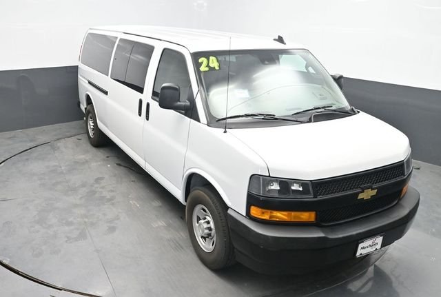 Used 2024 White Chevrolet LS image 24