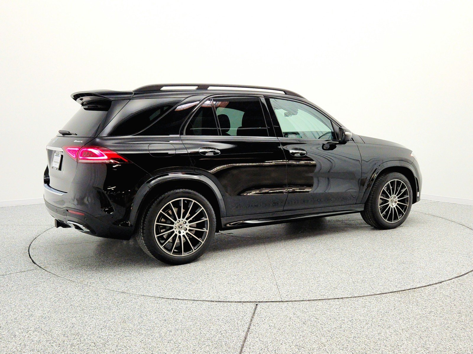 Certified Used 2023 Black Mercedes-Benz GLE 450 4MATIC® SUV image 5
