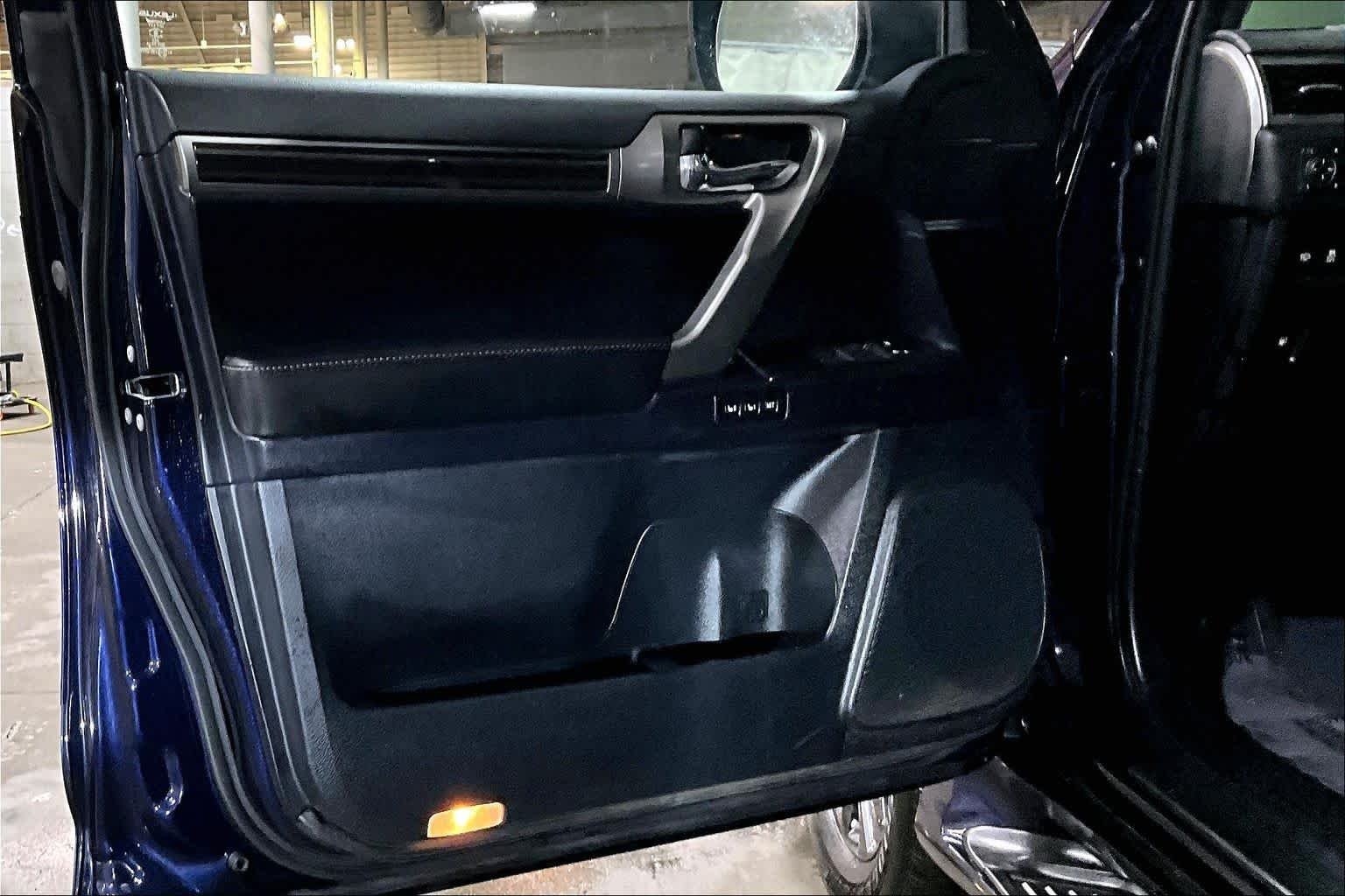 Used 2023 Nightfall Mica Lexus Premium image 22