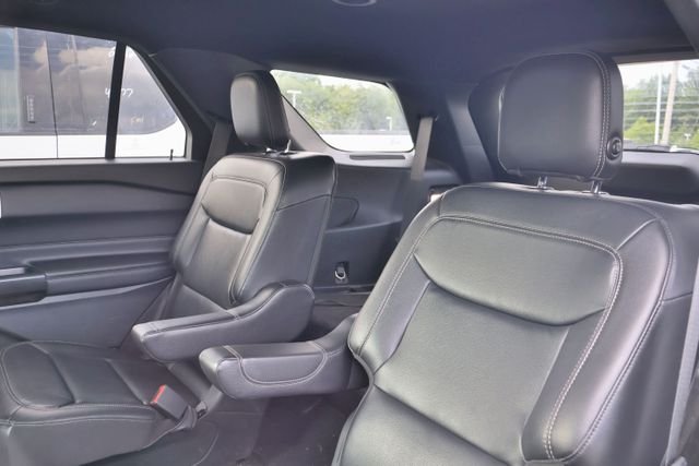 Used 2020 Gray Ford XLT image 11