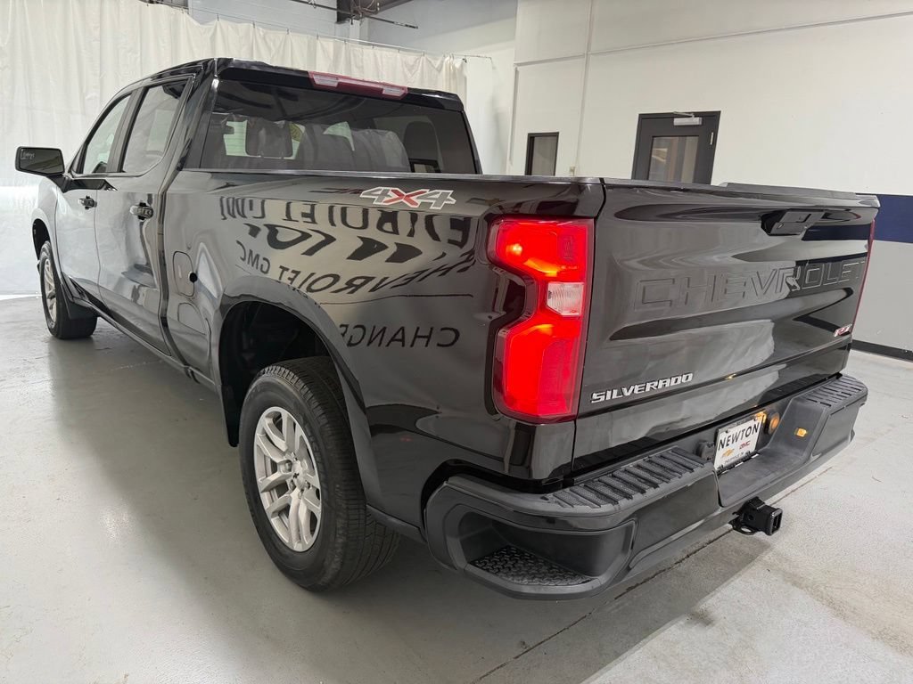 Used 2022 Black Chevrolet RST image 37