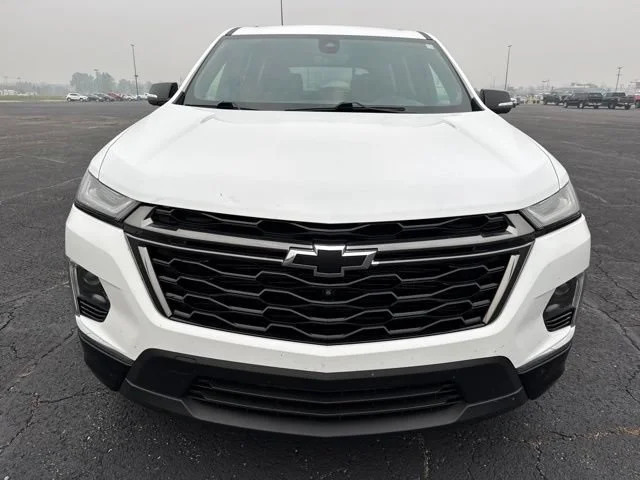 Used 2023 Summit White Chevrolet Premier image 2