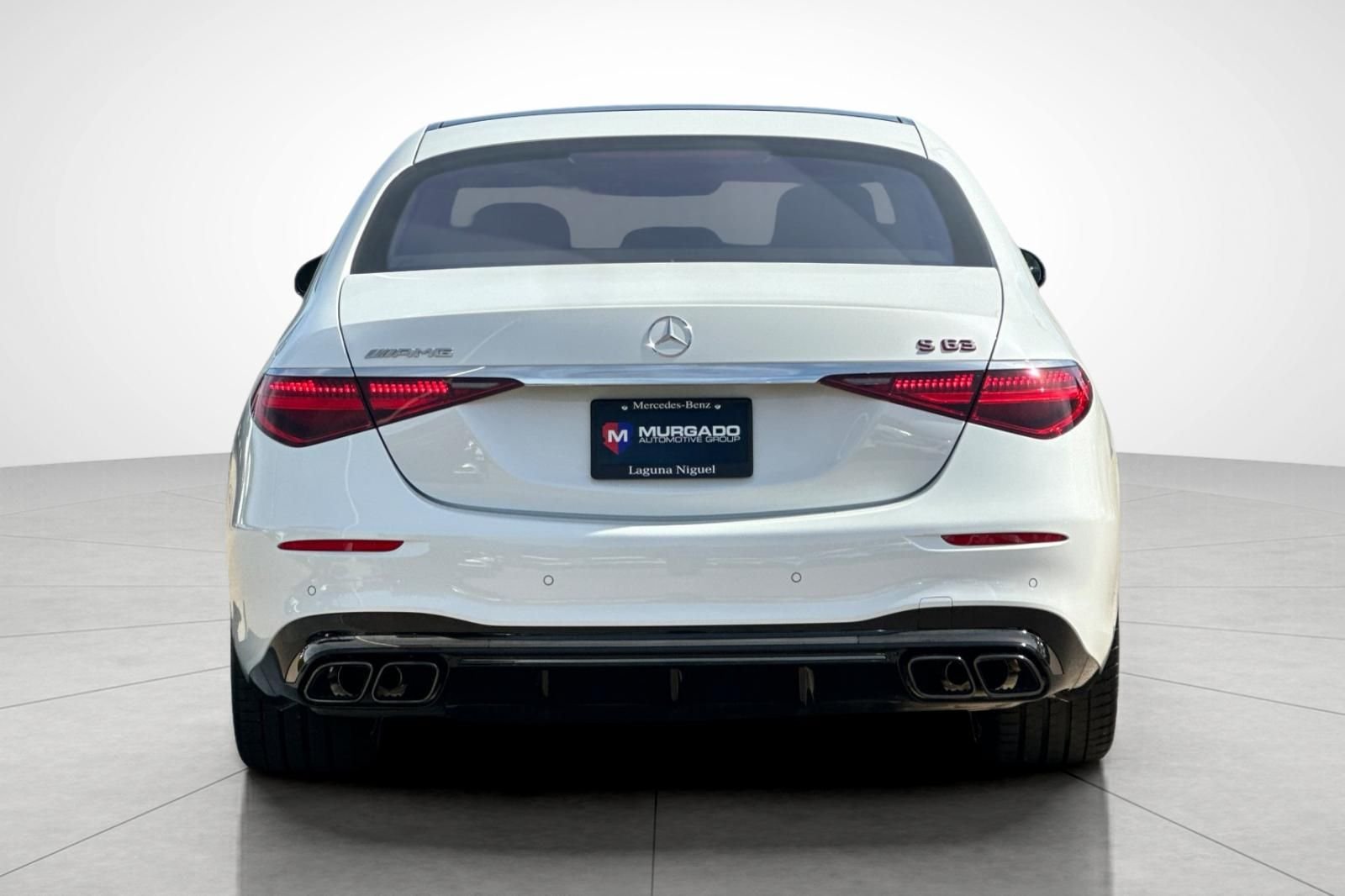New 2026 MANUFAKTUR Moonlight White Metallic Mercedes-Benz S 63 E AMG® image 8
