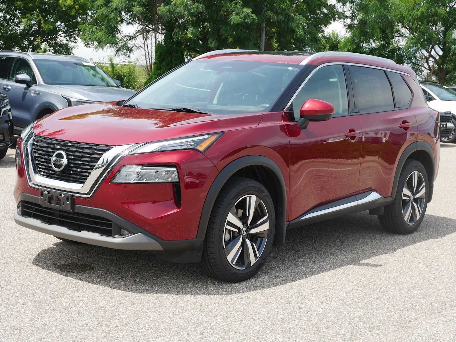 Used 2021 Nissan Rogue SL with VIN 5N1AT3CB1MC790855 for sale in Mankato, Minnesota