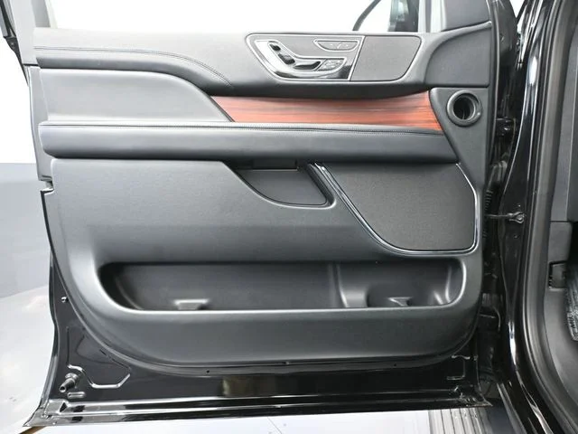 2024 Lincoln Navigator Reserve - Photo 18