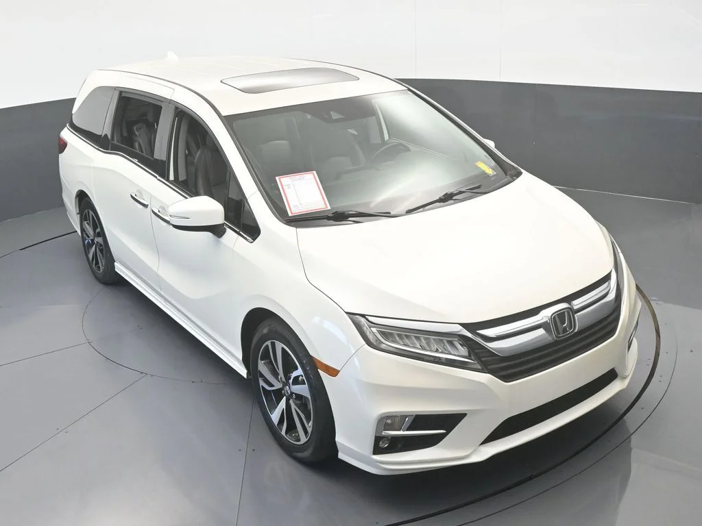 Used 2019 White Honda Elite image 64