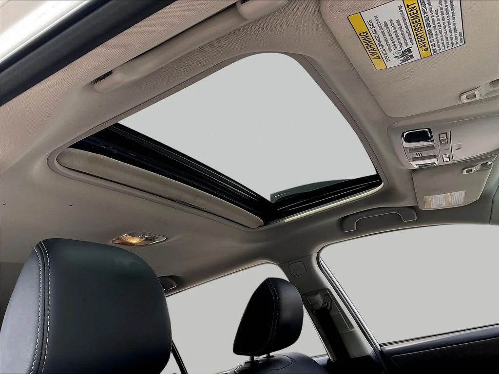 Certified Used 2019 White Subaru 2.5i image 27