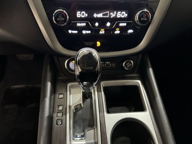 Used 2020 White Nissan Platinum image 17