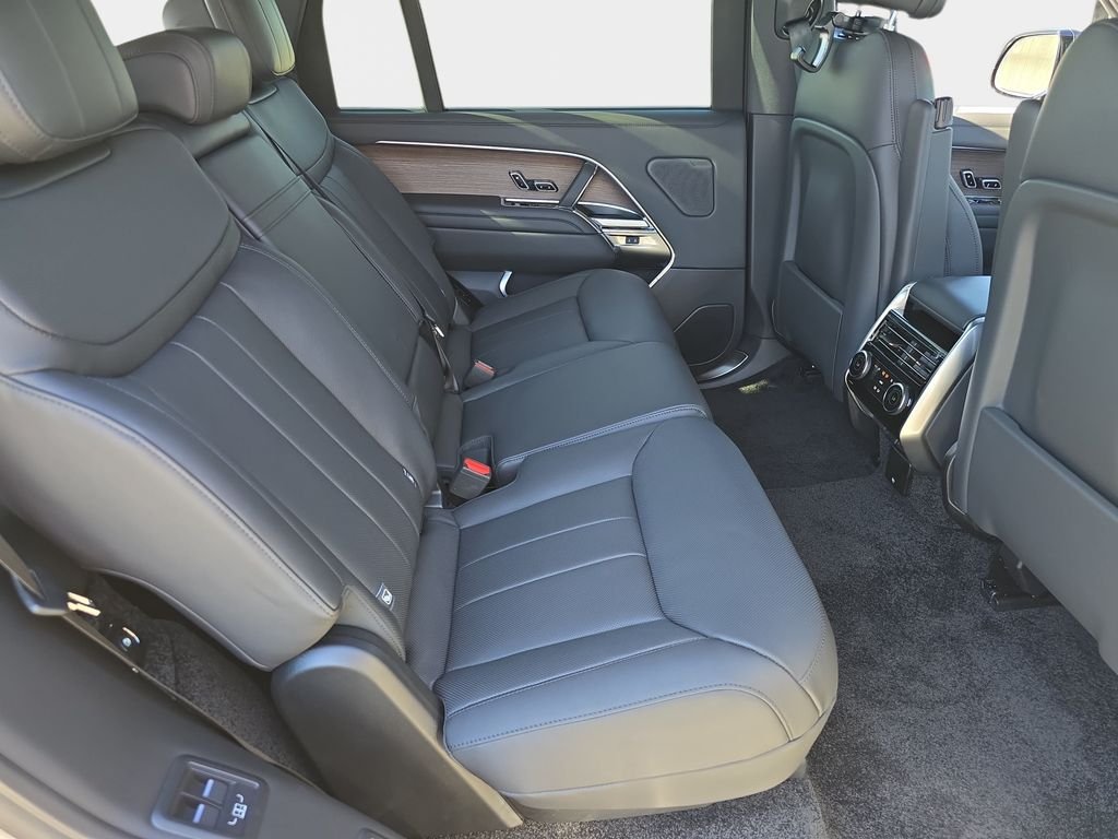 New 2026 Batumi Gold Land Rover SE LWB image 11