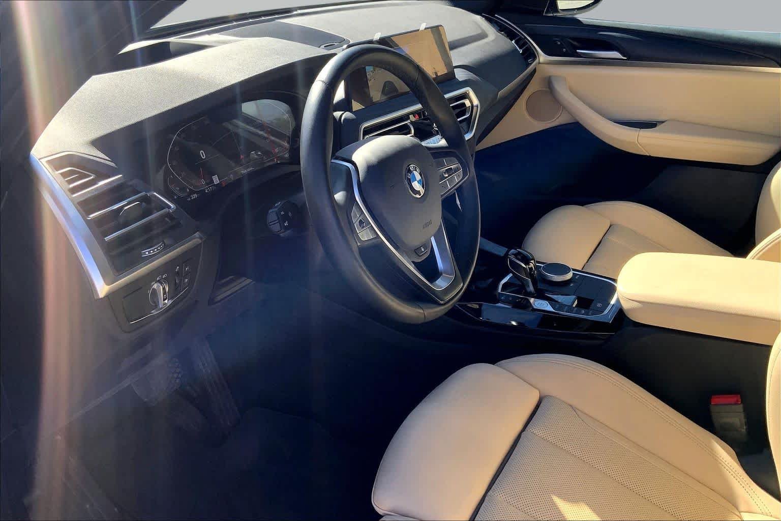 Used 2024 Skyscraper Grey Metallic BMW xDrive30i image 17