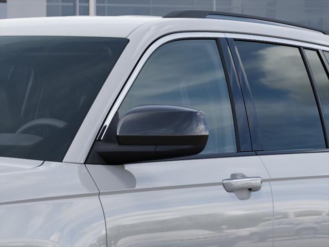 New 2025 Bright White Clear-Coat Exterior Paint Jeep Laredo image 58